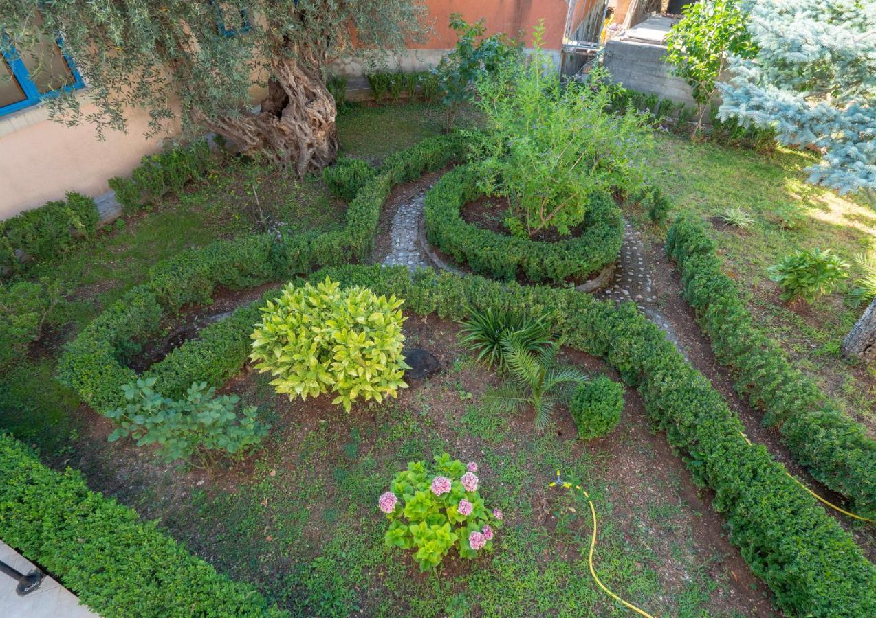 Tomy Garden House Apartment Budva