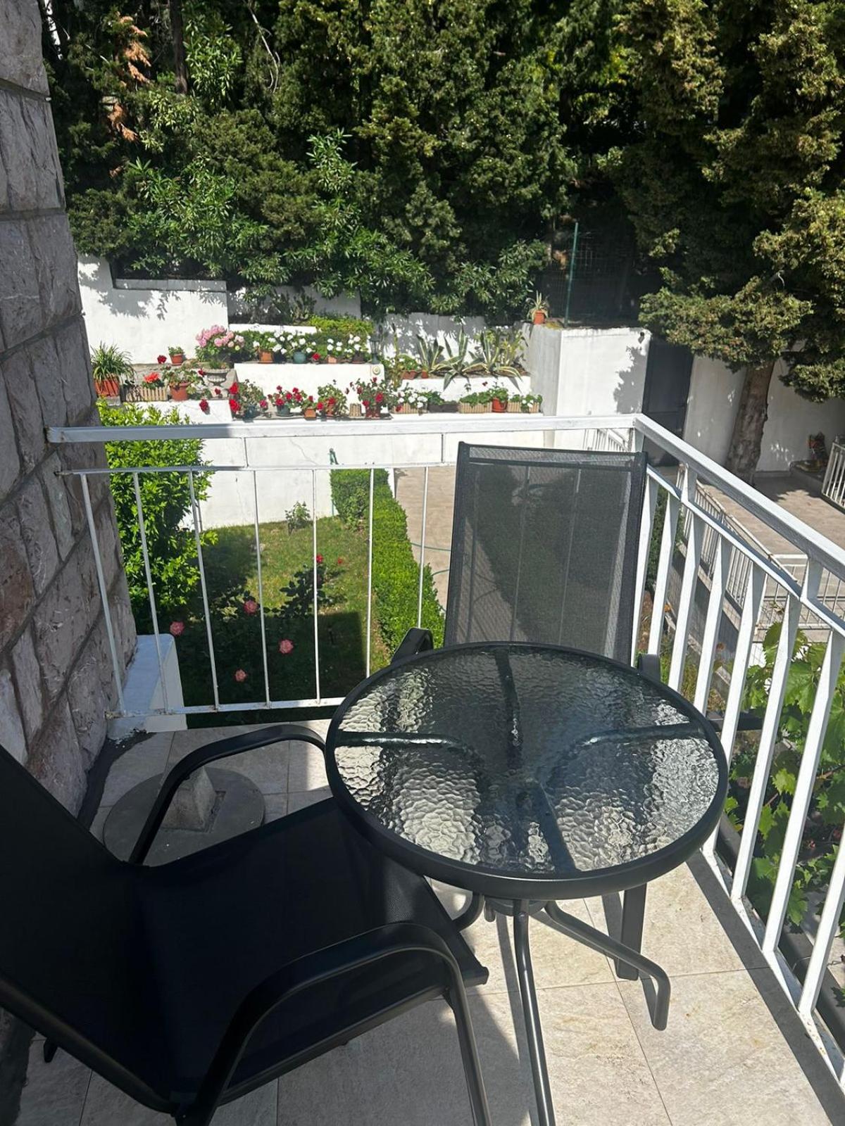 Apartman Tomy Garden House Budva